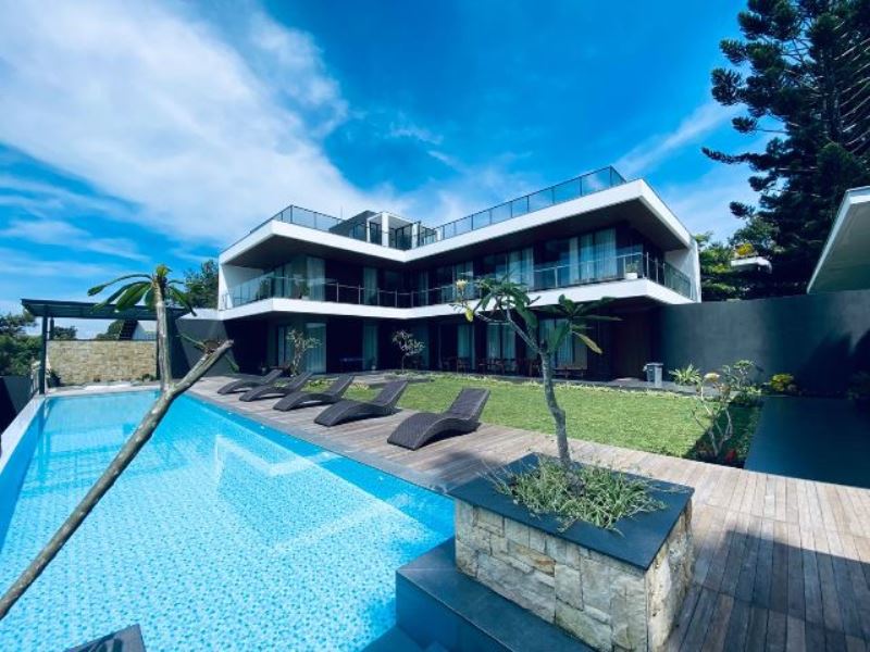 Villa FRM